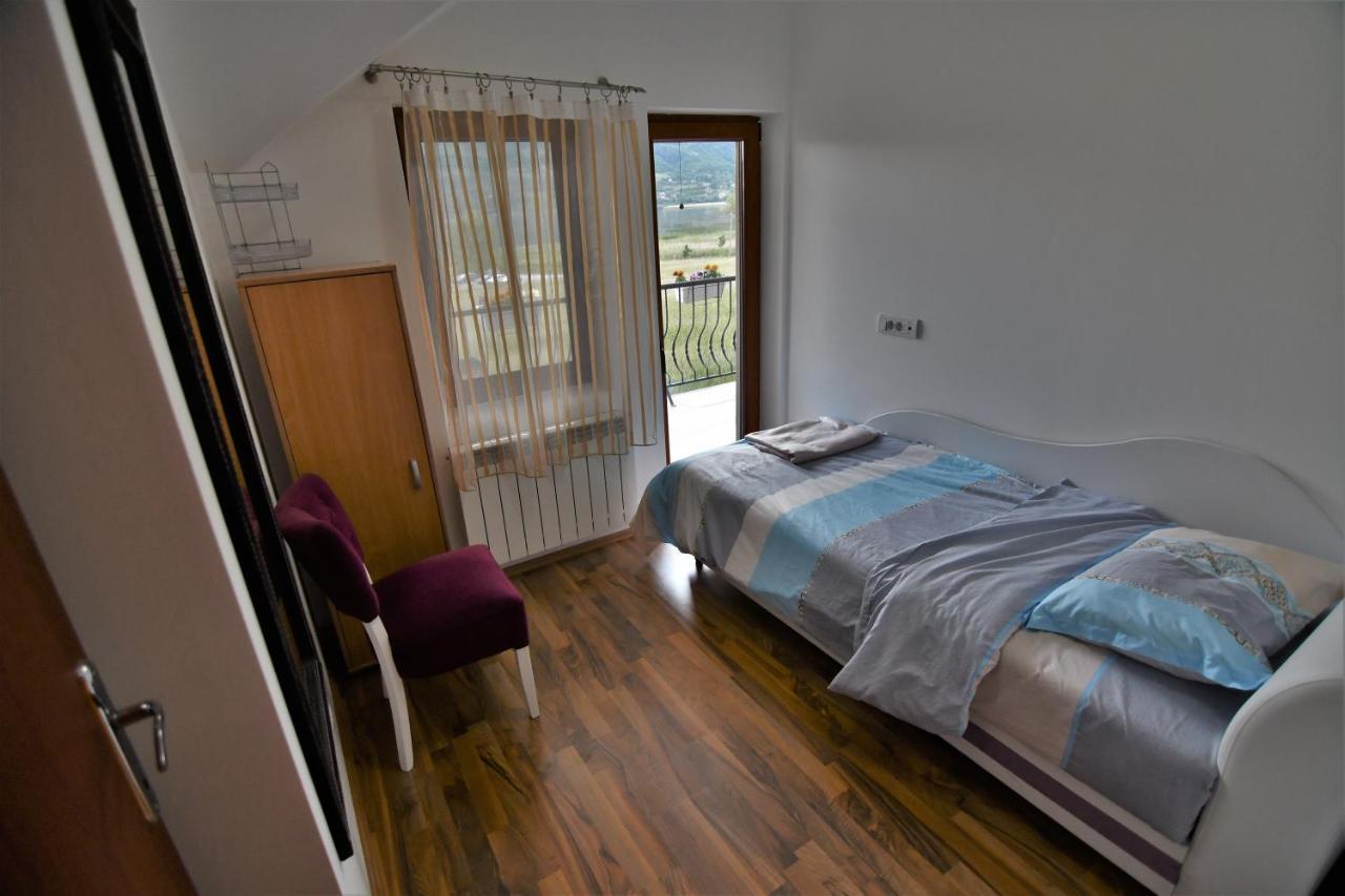 Guest House Blue Views Πλαβ Εξωτερικό φωτογραφία
