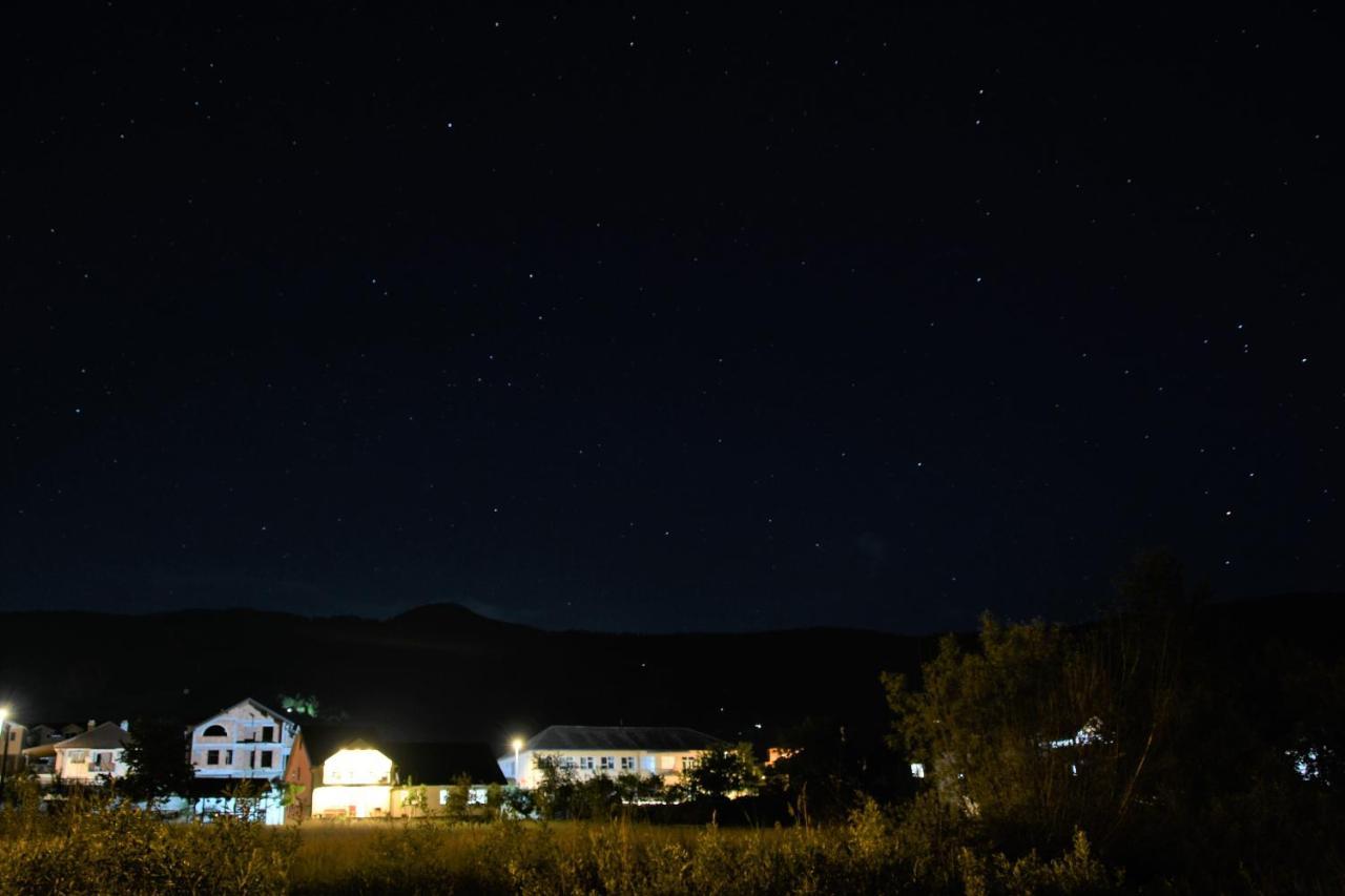 Guest House Blue Views Πλαβ Εξωτερικό φωτογραφία